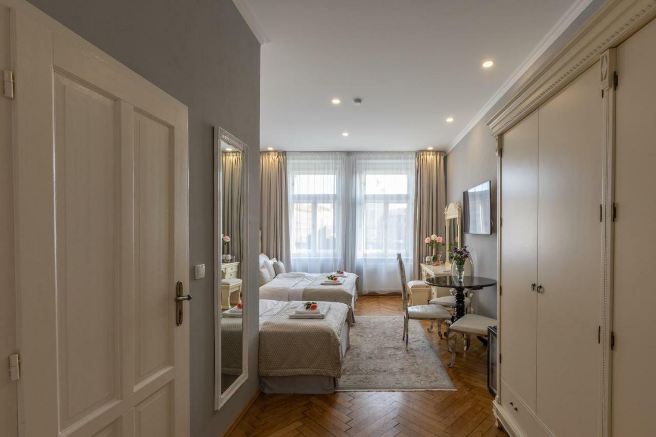 Slabur Residence Prága Kültér fotó